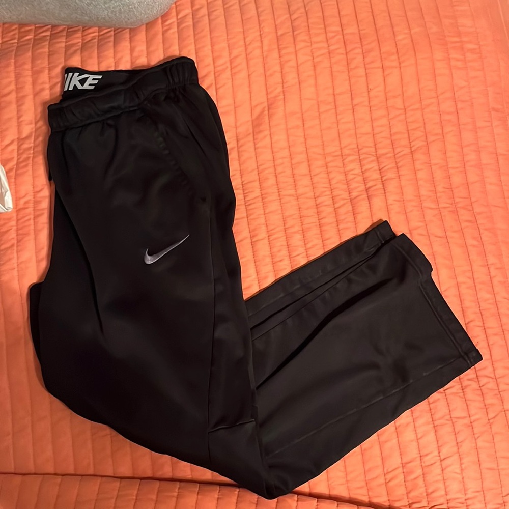 Black Nike sweats